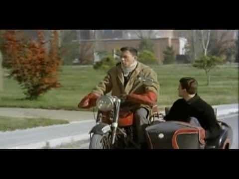Royal Enfield en "Margarita se llama mi amor" de 1961.