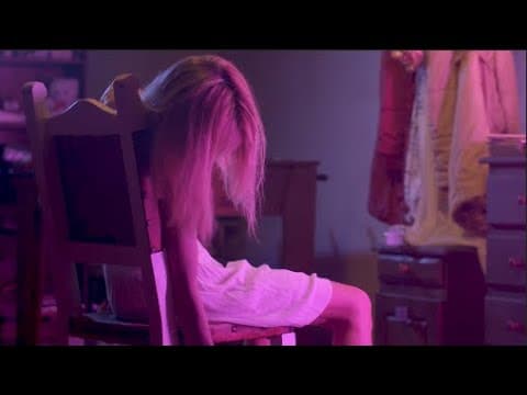 CORTO de TERROR - "HELLFIE" 👿 - SHHH!