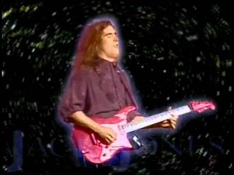 "Intro" from the 'Chain Reaction Live In Concert' DVD