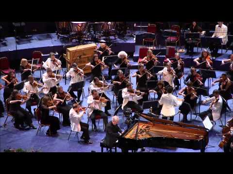 Lionel Bringuier & Nelson Freire | Live at the Royal Albert Hall 2010 (DVD/Blu-ray trailer)