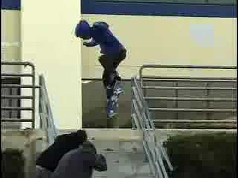 enjoi: Trailer (5)