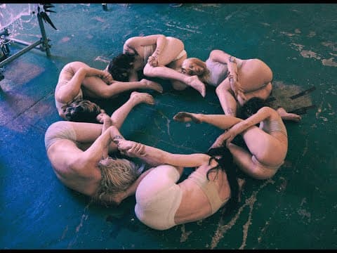 unknit the ghost - Live Dance Choreography & Performance, PORTAL 002