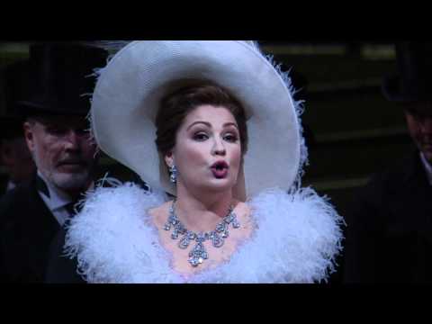 Manon: "Gavotte" excerpt -- Anna Netrebko (Met Opera)