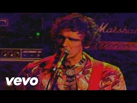 Luis Alberto Spinetta - Estás Acá (Video Clip)