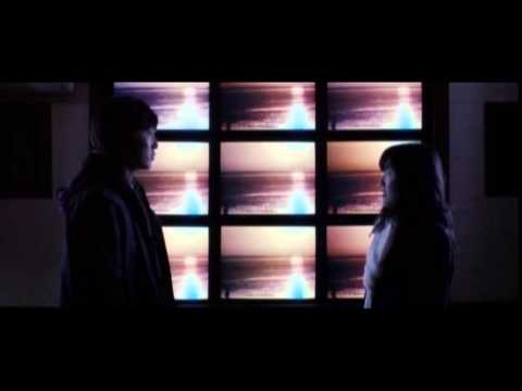 How To Live on Earth (2009, 지구에서 사는 법) (English Subtitled trailer)