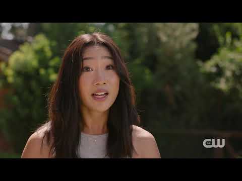 Olivia Liang Teaches Shaggy Martial Arts