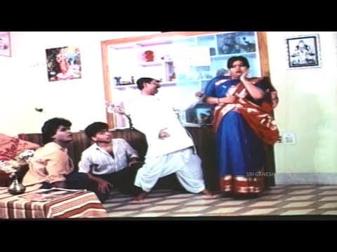 ಏನೆ, ಗಂಡ ಇಲ್ಲೆ ಇರಬೇಕಾದ್ರೇನೆ ಇವರನ್ನ ಒಳಗೆ ಕರಿತಿದಿಯೇನೆ | Comedy Scene | Manmatha Raja Kannada Movie