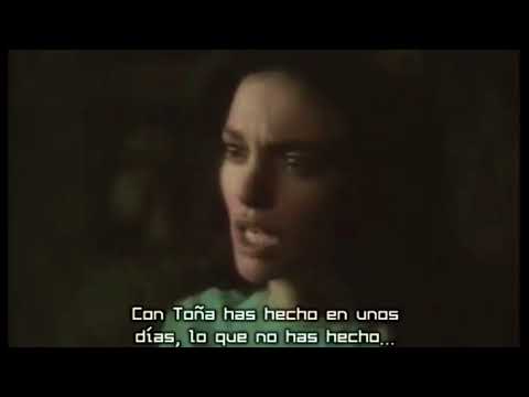 Anthony Quinn & Lupita Ferrer in "The Children Of Sanchez"