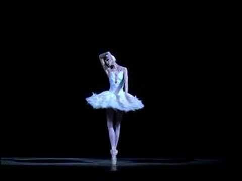 New Year's Eve at the Mariinsky | Uliana Lopatkina in "The Dying Swan" (DVD excerpt)