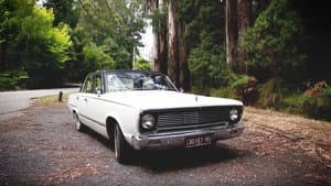 Chrysler Valiant V8